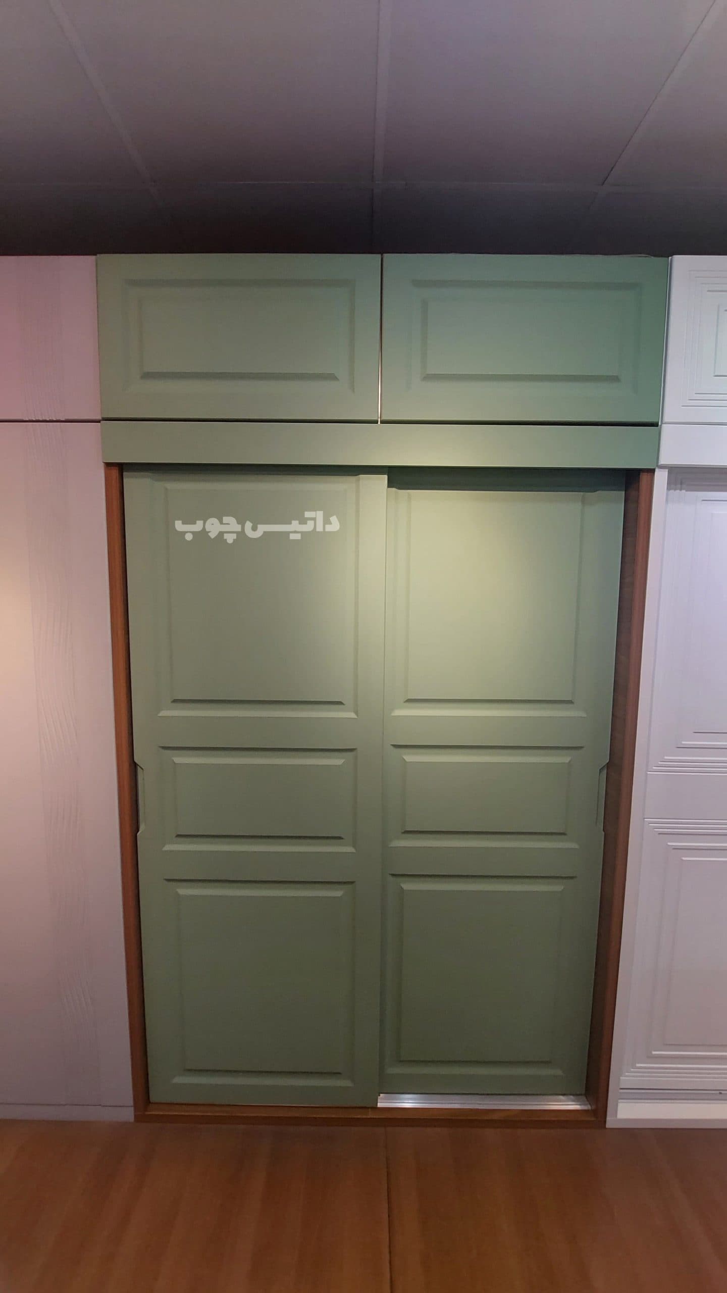 کمد ریلی دستگیره تو کار شیک سبز مدل C56