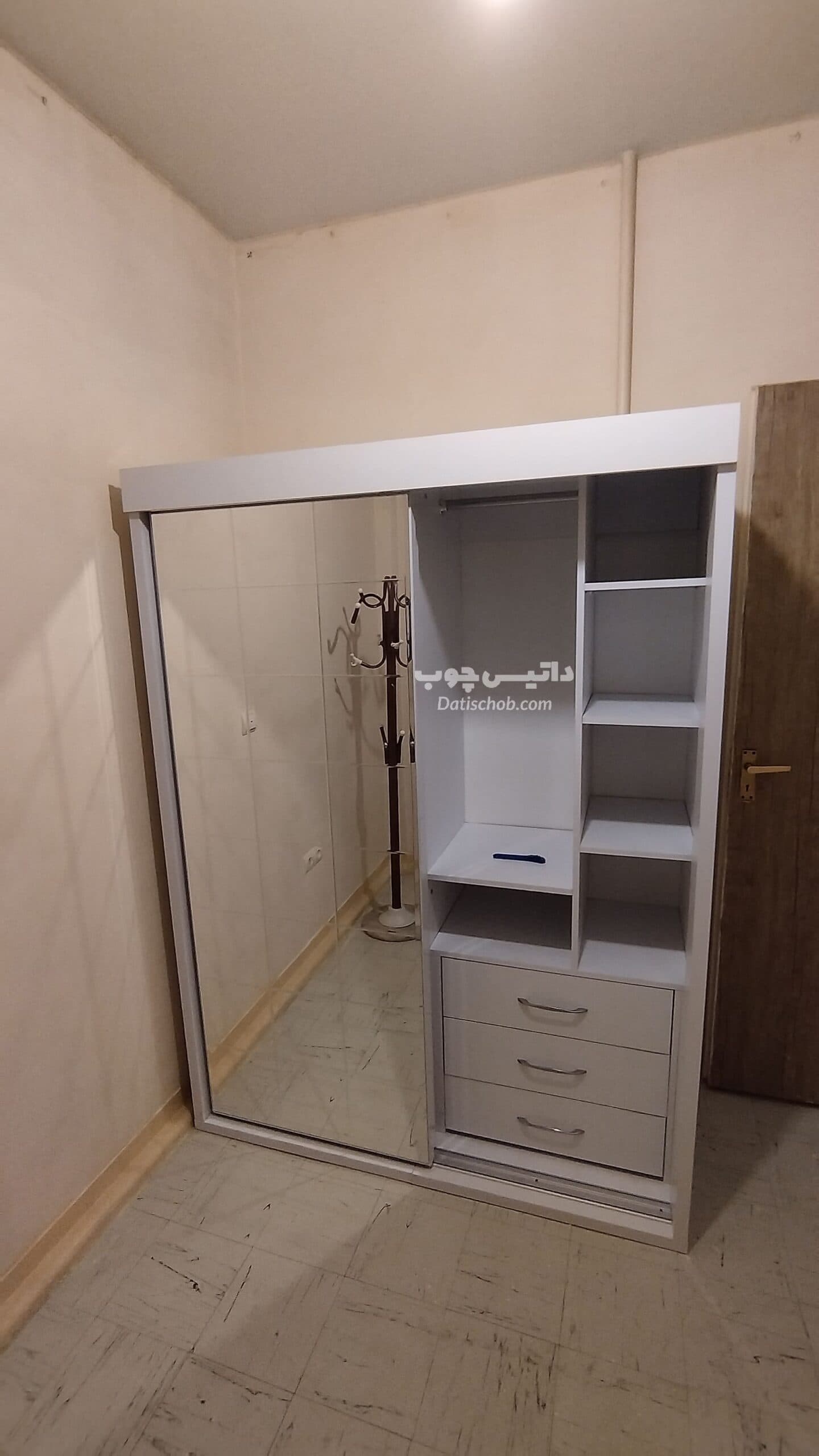 کمد ریلی آینه دار سفید مدل C30