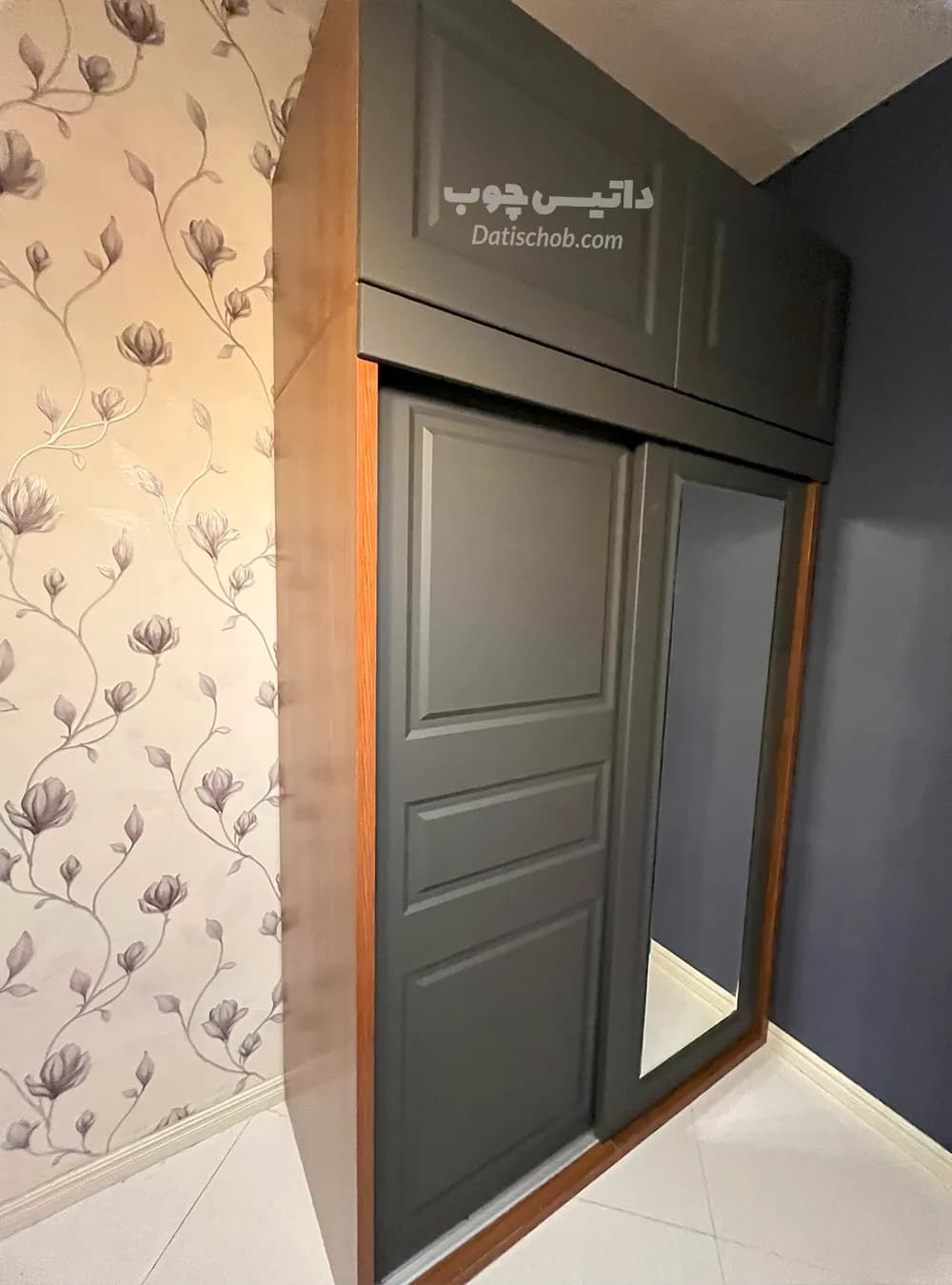 کمد ریلی مدرن مشکی دستگیره تو کار مدل C61