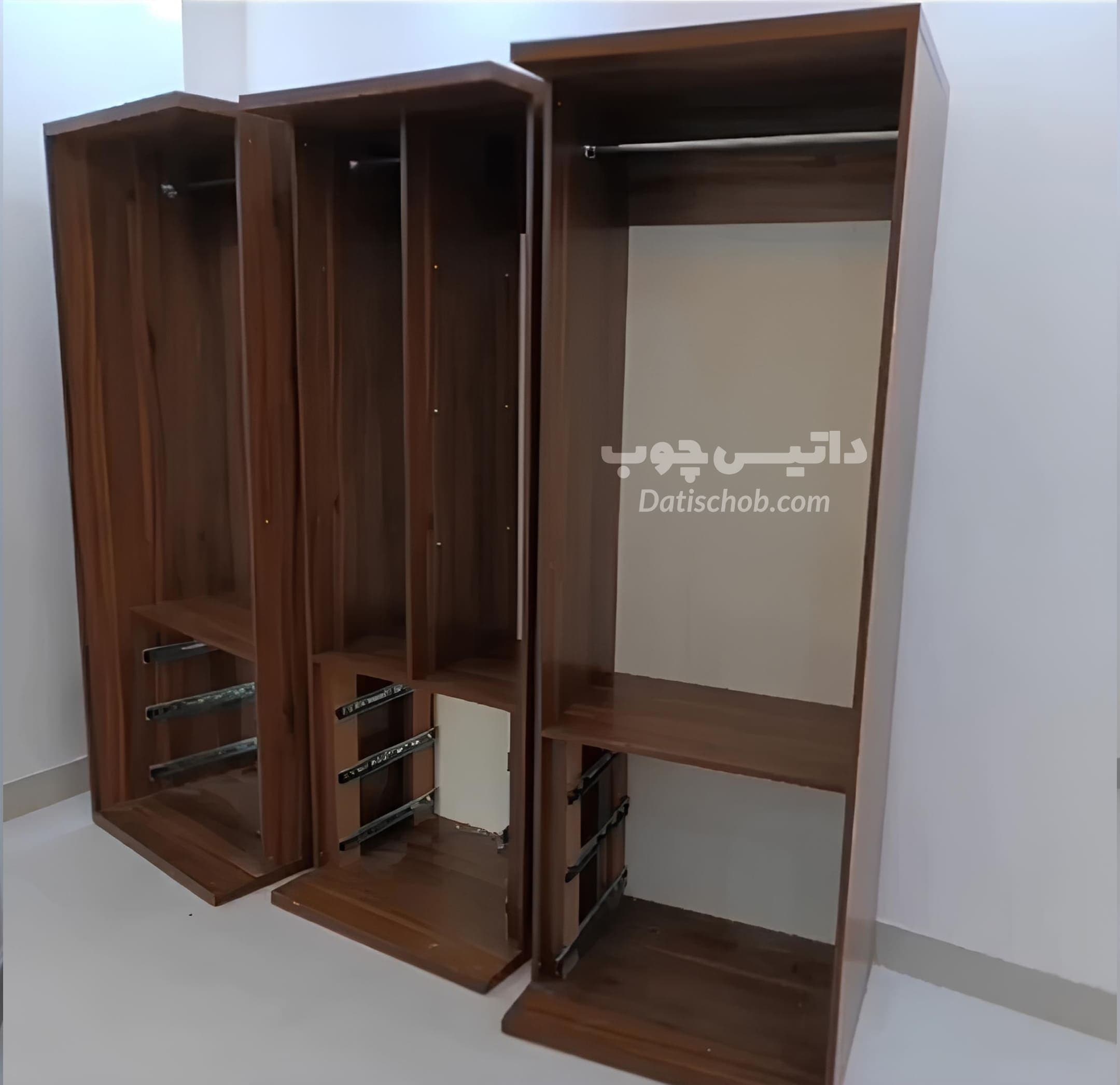 کمد ریلی سه درب قهوه ای شیک مدل C11