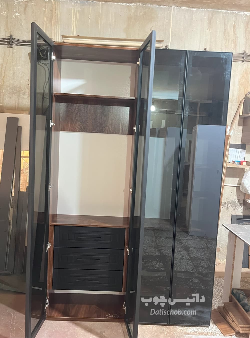 کمد لباس مدرن شیک شیشه ای مدل P70